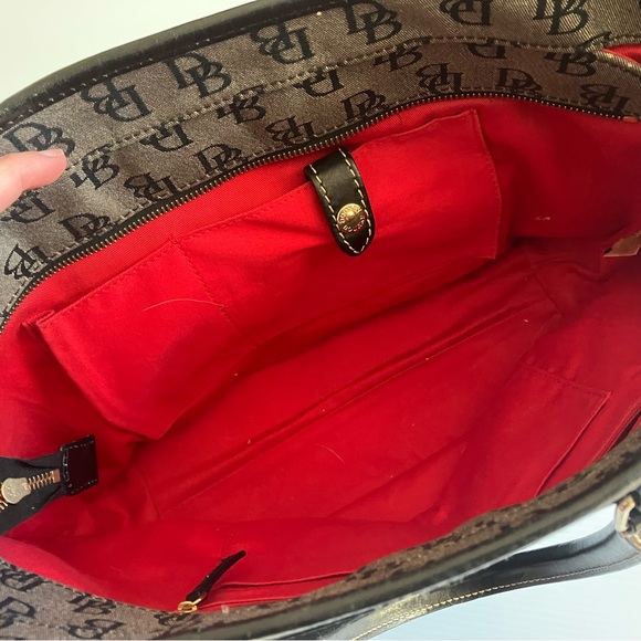 Dooney & Bourke Black Logo Shoulder Tote Bag - Picture 9 of 10